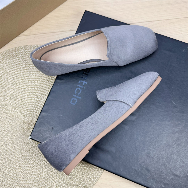 方头深口一脚蹬乐福鞋