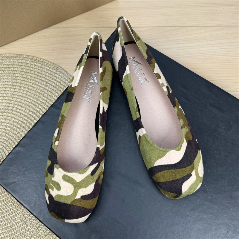 2025年夏季新款迷彩奶奶鞋方头平底鞋女单鞋浅口拼色百搭舒适布鞋