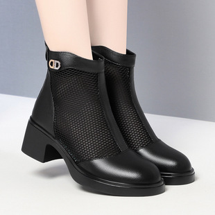 女士短靴 软皮网纱凉靴女夏季 新款 中跟粗跟镂空透气软底妈妈鞋 大码