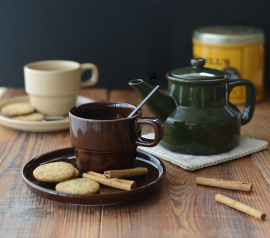 日本studiom复古绿色茶壶马克杯图片