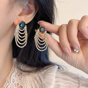 轻奢高级感满钻流苏耳针夸张欧美个性黑色圆形长款蚊香盘耳夹无洞