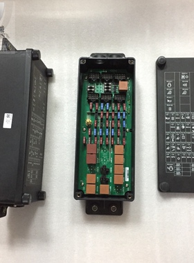 沃尔沃挖机配件EC210EC290保险丝盒继电器盒14683137