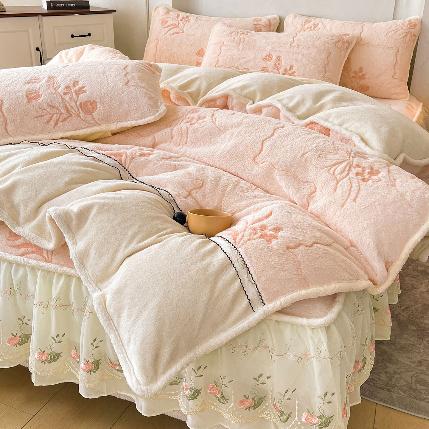 床裙床笠二合一兔毛绒四件套冬季加厚保暖全包床套式床罩加绒被套