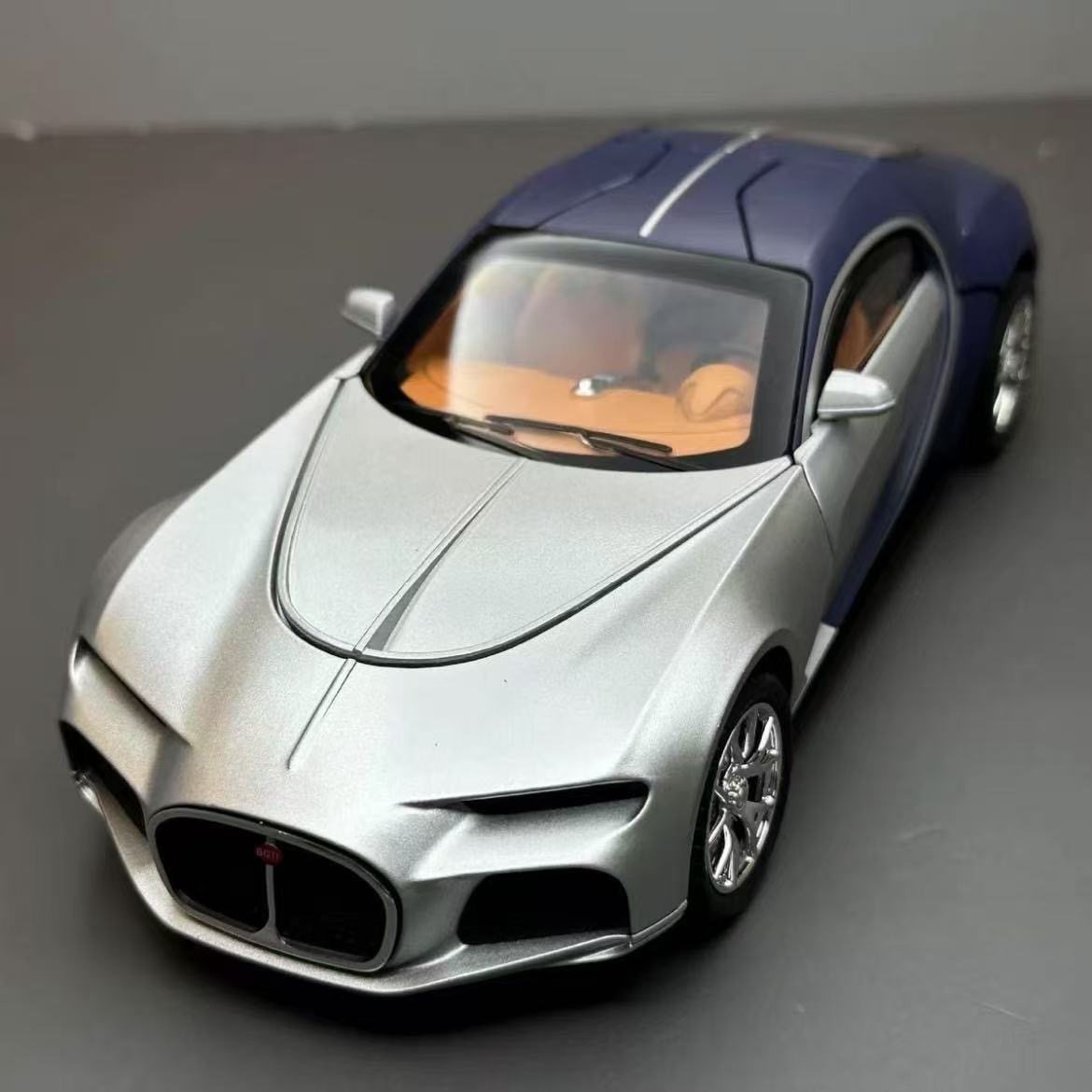 特价处理一批英国订单大号1:32布加迪大西洋合金车模仿真模型男孩