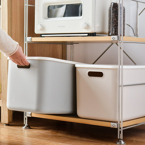 带盖塑料零食内衣物收纳箱