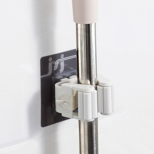 Два установки швабля швабры.