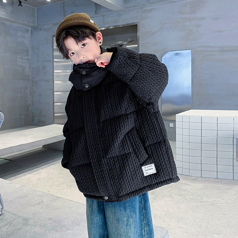男童冬季连帽短款痞帅加厚羽绒服