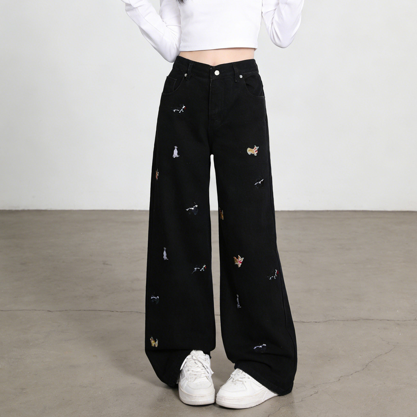2026春季大码胖mm黑色小狗刺绣牛仔裤女高腰直筒宽松休闲阔腿裤子,女装/女士精品,大码裤装,淘宝优惠券,粉丝福利购,淘宝优惠卷