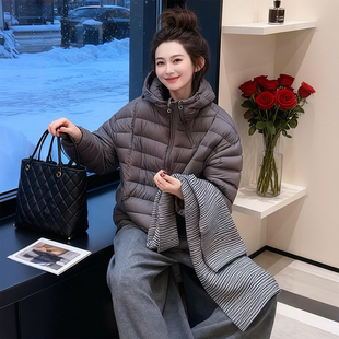 大码 宽松加厚显瘦百搭保暖棉服外套潮 胖mm慵懒风连帽面包服女冬季