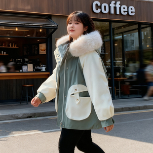 加绒加厚保暖显瘦宽松派克服外套 胖mm毛领连帽棉服女冬季 大码 女装