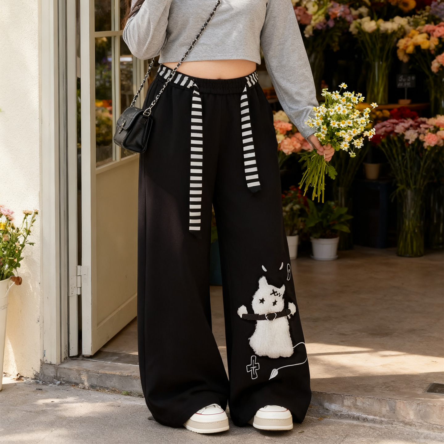 大码女装胖mm卡通猫咪刺绣卫裤女