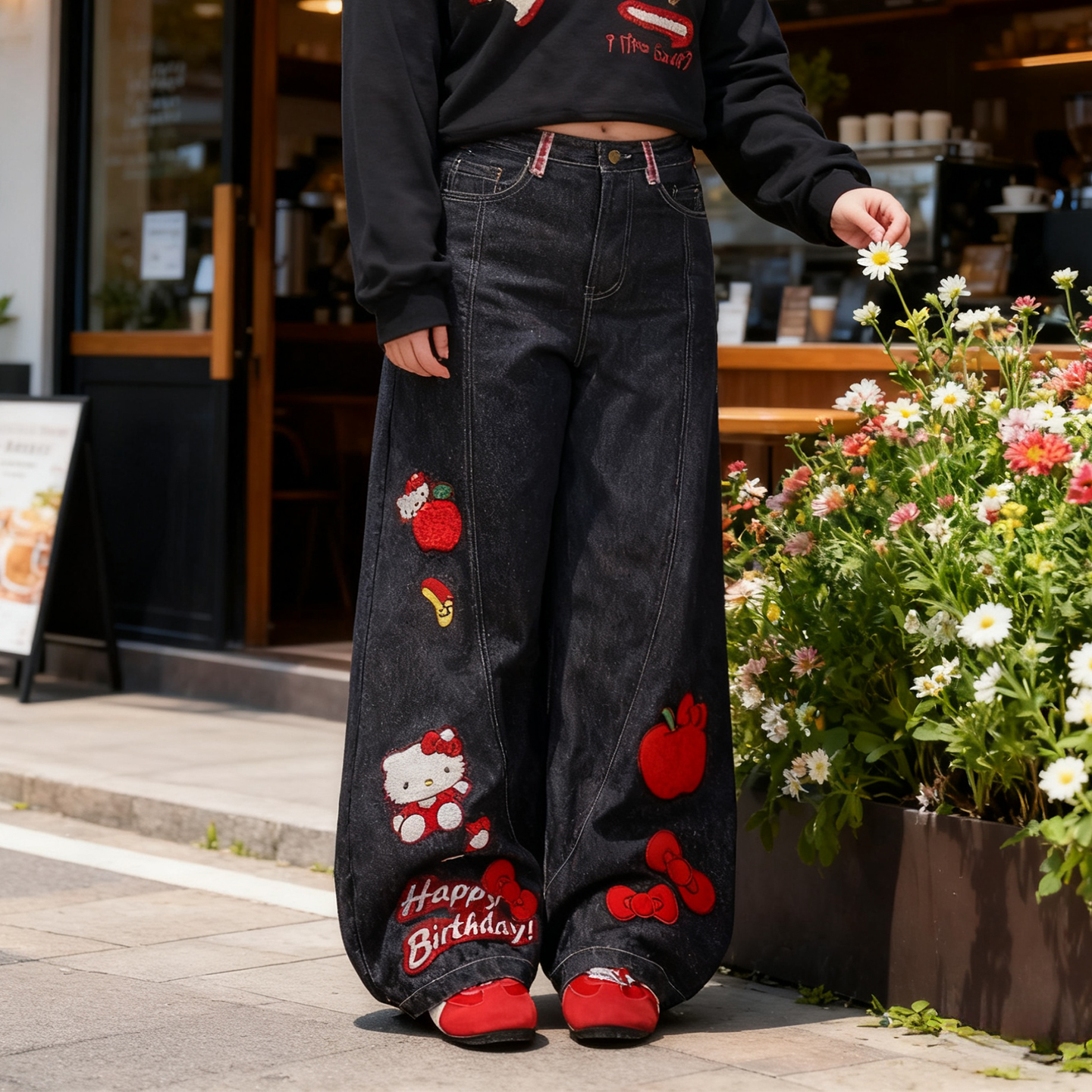 大码胖mm设计感绣花高腰牛仔裤