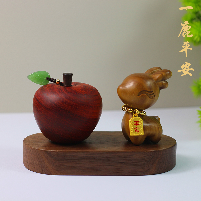 高档檀木一鹿平安汽车摆件