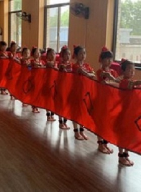 小荷风采红色道具瑶山彩云飞少数民族瑶族苗族女童舞蹈服演出道具