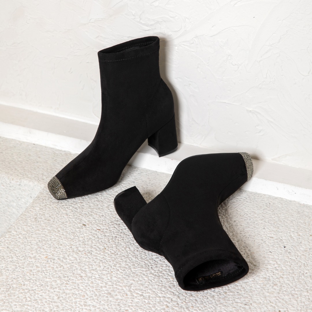 一代佳人官方正品26X730法式尖头细跟短靴女高跟鞋气质百搭时装