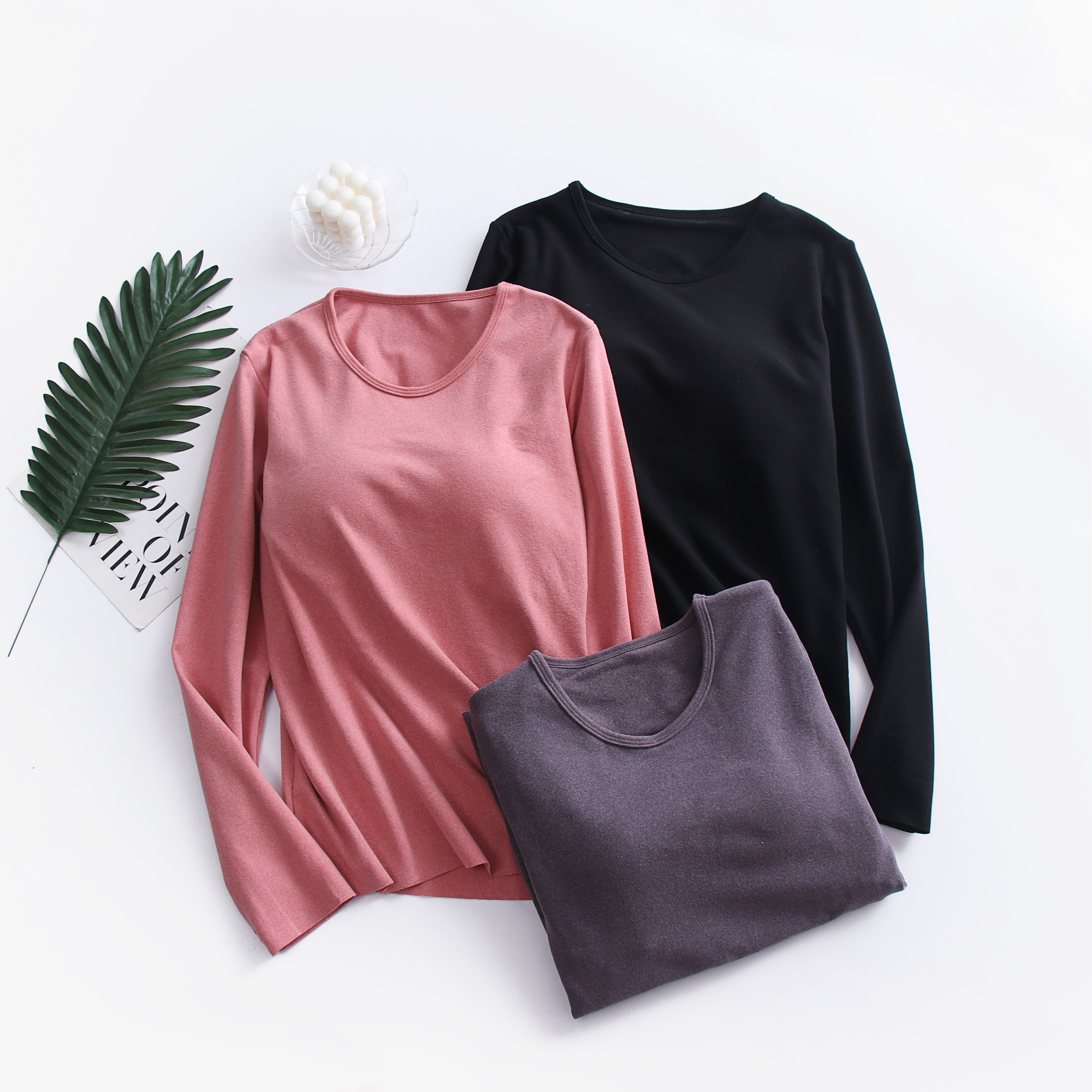 圆领带胸垫保暖打底衣女