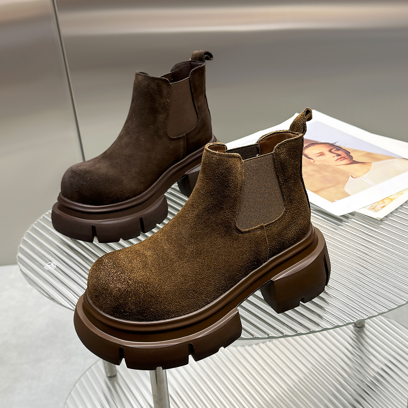 山山反绒皮厚底增高切尔西短靴女