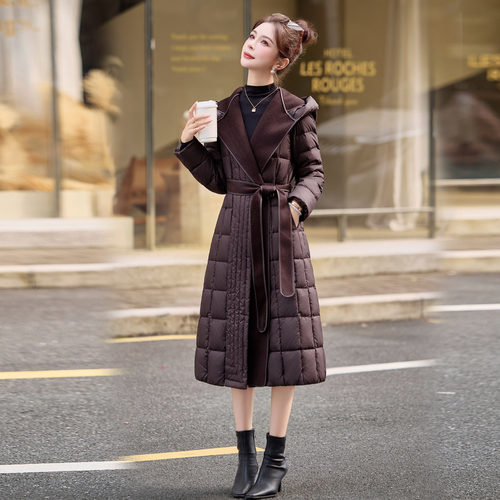 妈妈装白鸭绒长款连帽外套