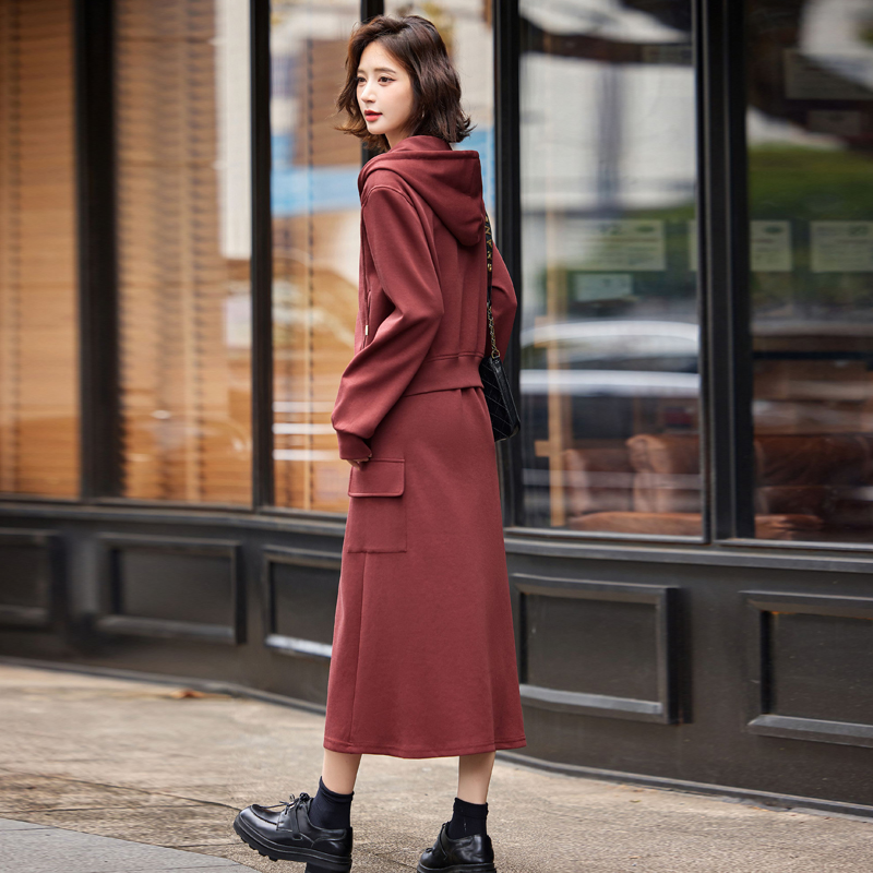 高级感流行半身裙卫衣两件套