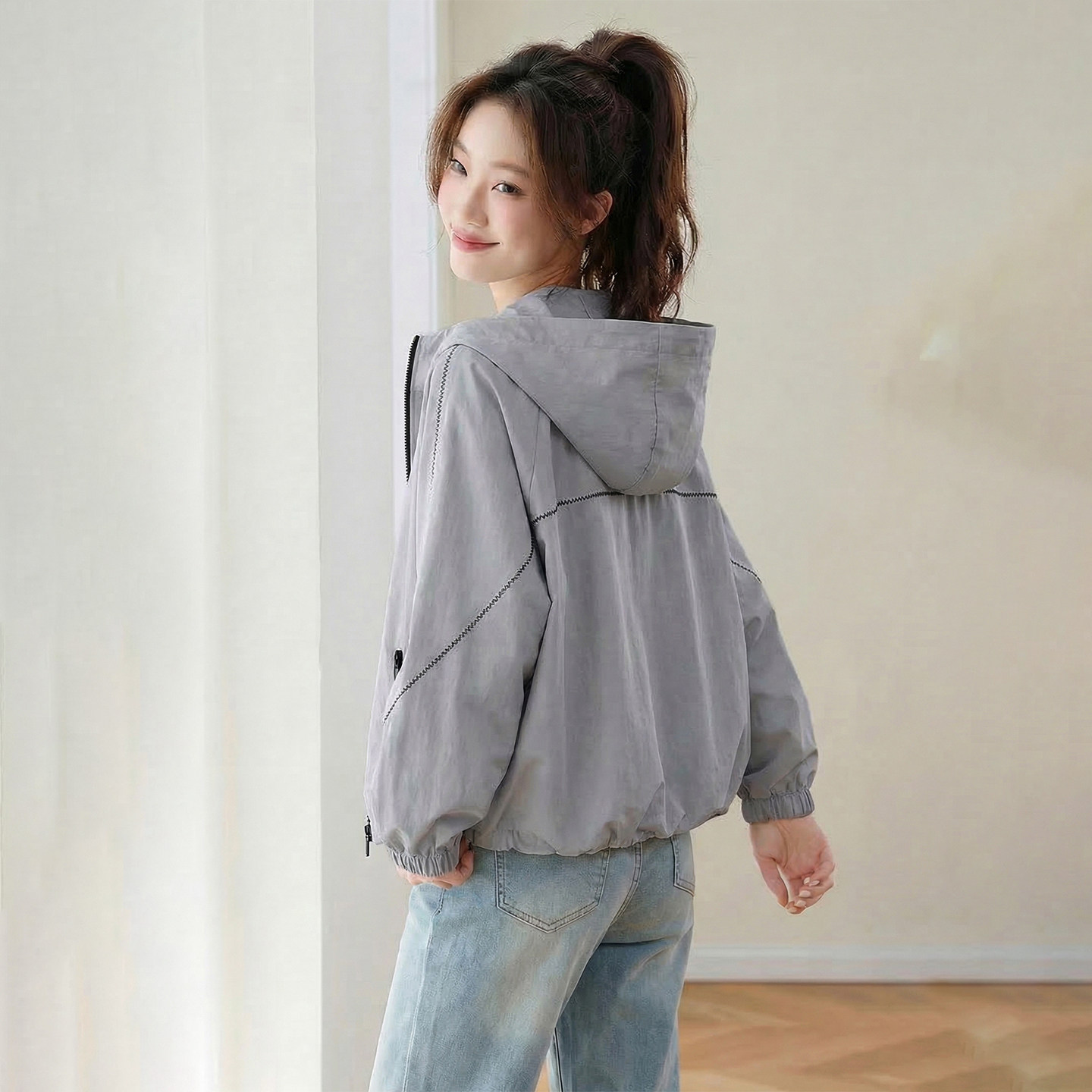早春连帽小个子短外套女2026新款宽松显瘦原宿风衣休闲夹克工装衣