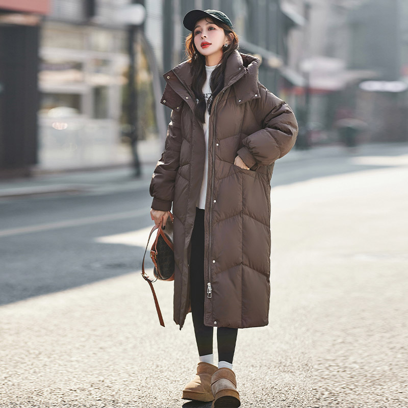 冬新款爆款收腰白鸭绒连帽外套