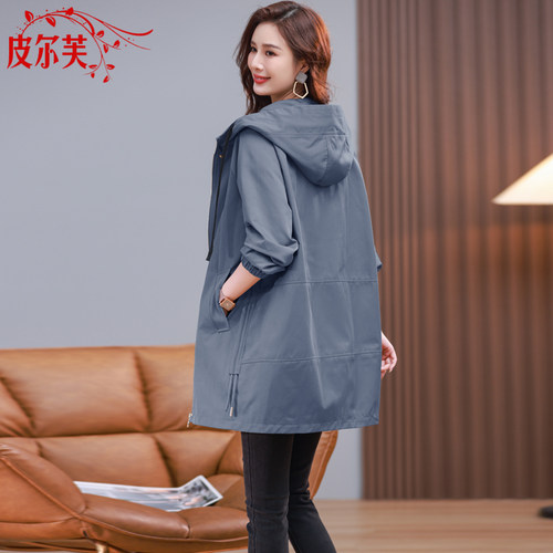 今年流行减龄卡其色风衣女士春秋