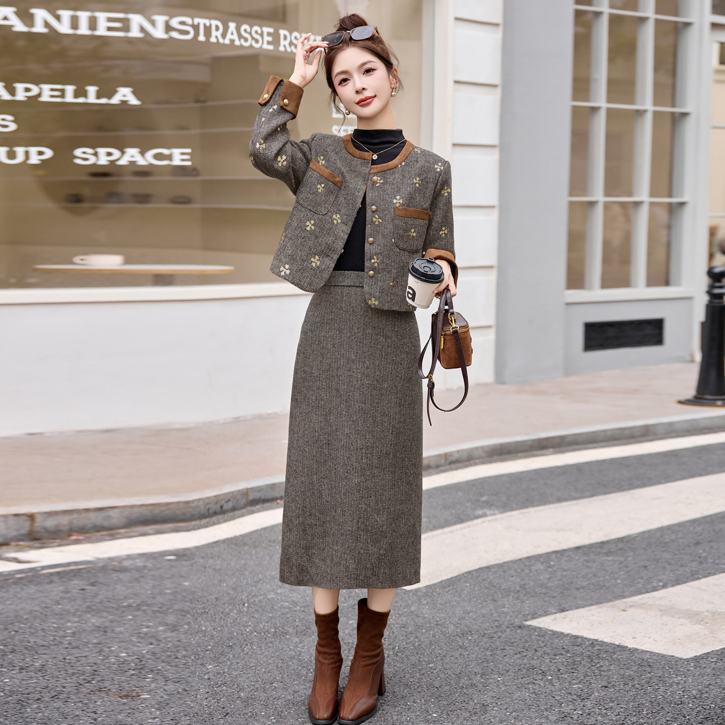 夹棉加厚小香风套装裙女2025新款爆款高级感超火穿搭一整套两件套,女装/女士精品,时尚套装,淘宝优惠券,粉丝福利购,淘宝优惠卷