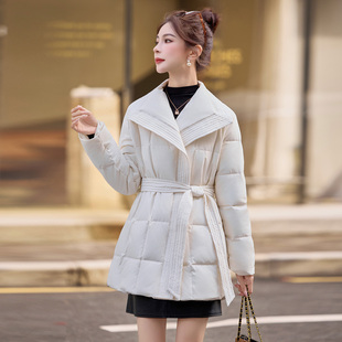 大翻领收腰加厚保暖羽绒服女2025冬季新款休闲中长款90白鸭绒外套