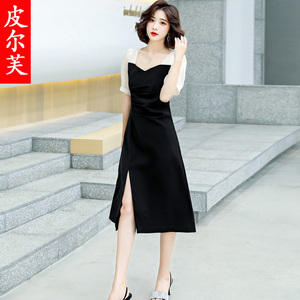 法式连衣裙女2026年夏季新款设计感小众气质修身显瘦开叉方领裙子