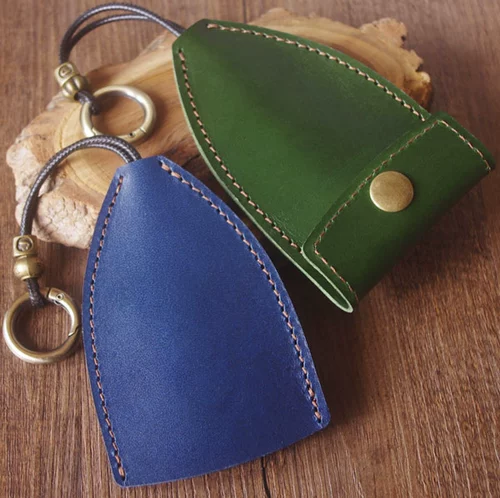 Ретро универсальная кожаная ключница подходит для мужчин и женщин, вместительные и большые универсальные ключи от машины, из натуральной кожи