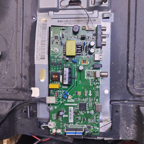 原装 康佳LED32F1000  LED32E330C主板TP.VST69D.PB732配屏1716YT