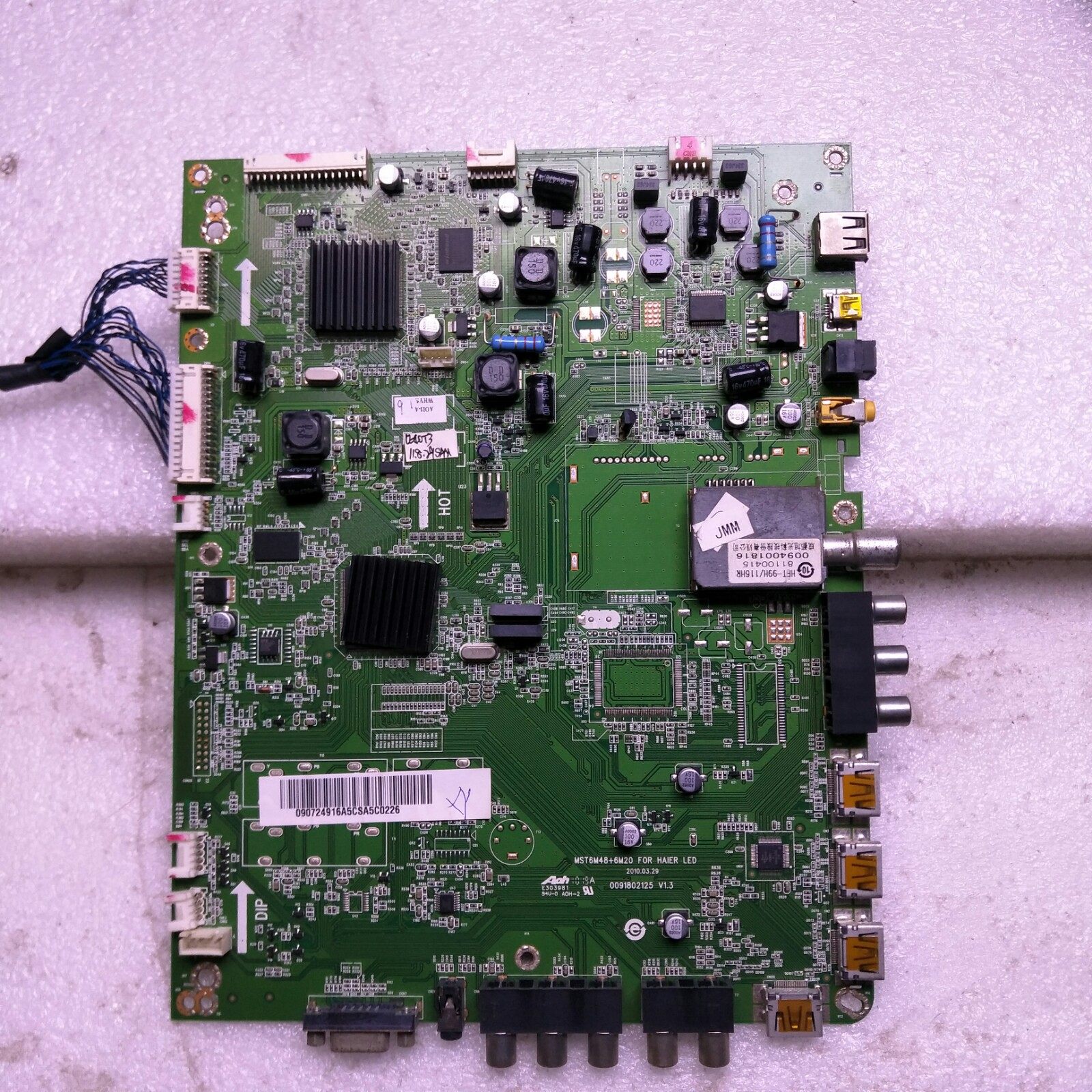 拆机 海尔LE40T3主板0091802125 V1.3 配屏LTA400HF05 实物图