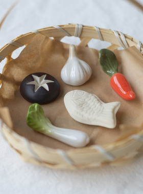 半村 日式陶瓷筷子架筷枕筷托 蔬菜香菇鲷鱼烧蒜头胡萝卜辣椒花生