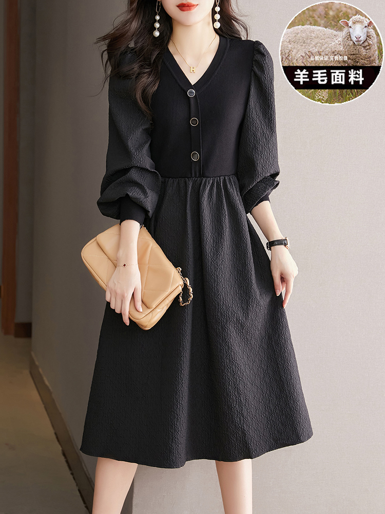 大码针织长袖羊毛连衣裙子女2023新款秋季宽松假两件黑色毛衣长裙
