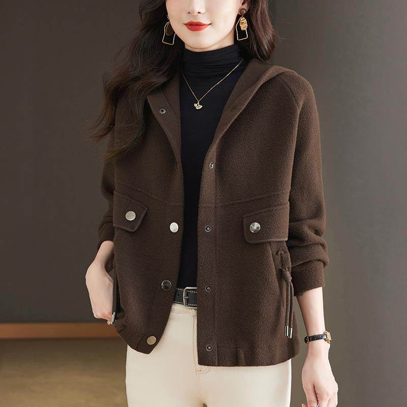 秋冬羊毛呢外套女短款2026新款连帽开衫洋气大码春秋妈妈羊绒上衣