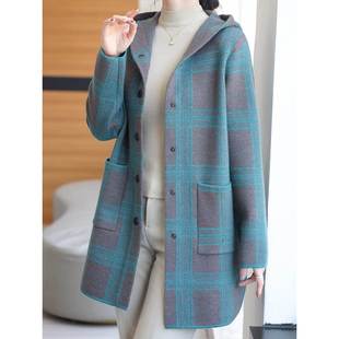 秋冬格子时尚羊毛外套加肥大码中老年显瘦洋气中长款连帽毛呢大衣