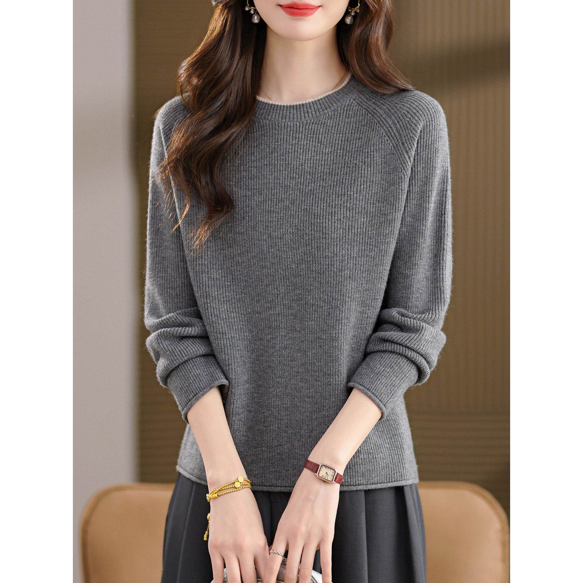 女士灰色毛衣长袖针织上衣秋装2025新款圆领打底衫秋冬内搭可外穿