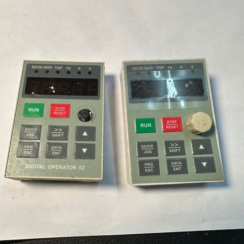 变频器控制器 两个款随机发 不包好坏研究价