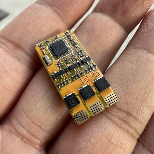 穿越机无刷电调 2-3S供电 全新 镀金板底