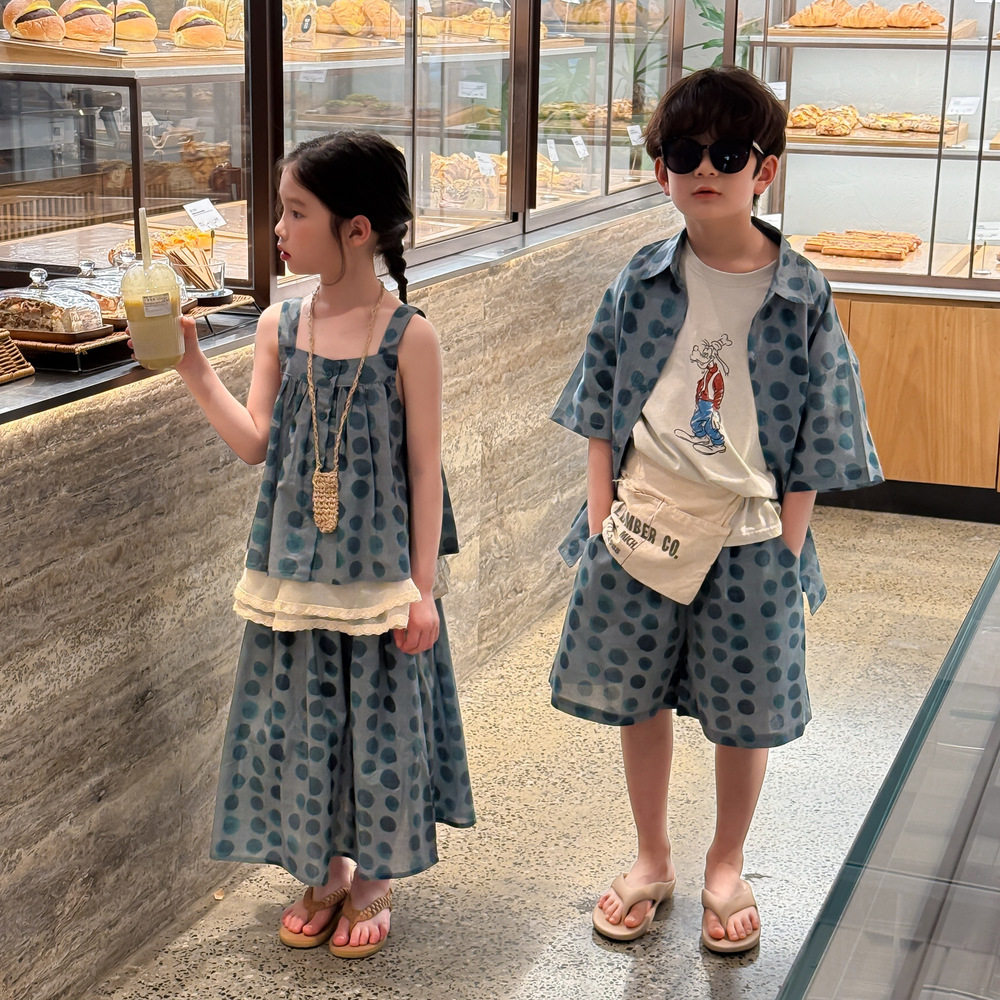 童套装2025夏季男童女童韩版圆点短袖短裤套装儿童无袖吊带兄妹