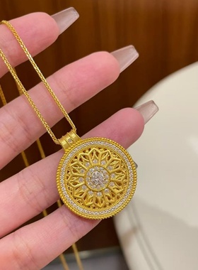 仿金沙金黄金色古法玫瑰花窗项坠毛衣链吊坠女轻奢镀金锁骨链简约