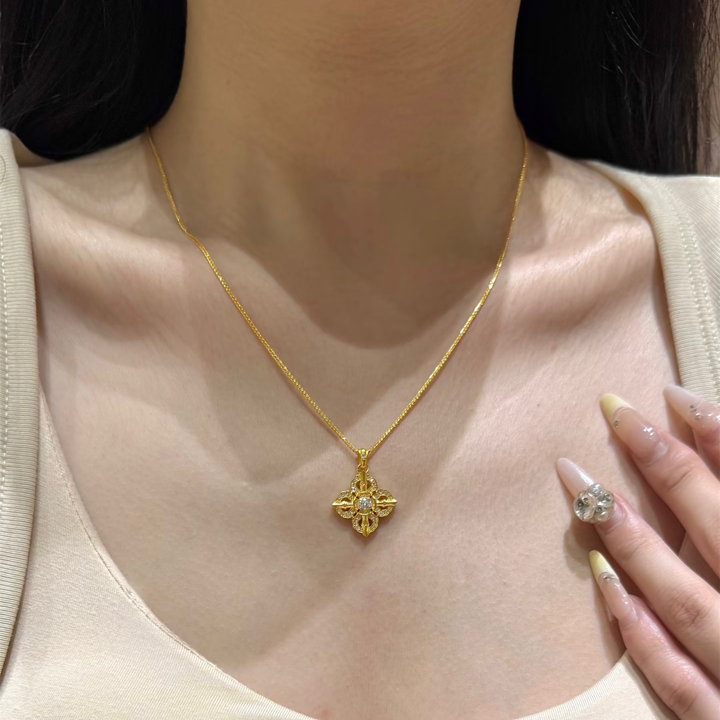 金店同款沙金仿真金十字金刚杵吊坠项链女款轻奢小众设计百搭项链