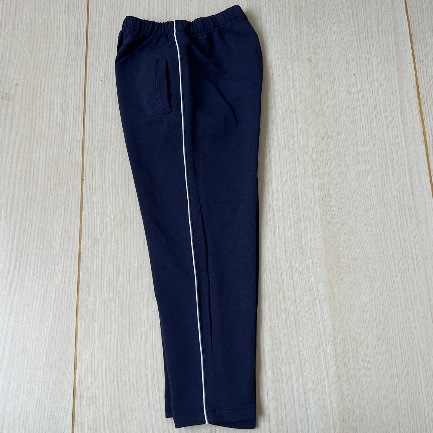 藏蓝直口白边运动长裤四季可定做