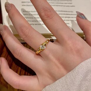 2025新款沙金轻奢小行星点钻戒指女高级感四芒星指环简约百搭食指