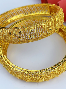 2025新款越南沙金卡扣手镯欧美时尚手环镂空迪拜新娘婚庆手镯手饰