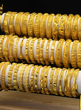 2025款女士黄金色沙金手镯子bangles镂空雕花图腾手环送女友老婆