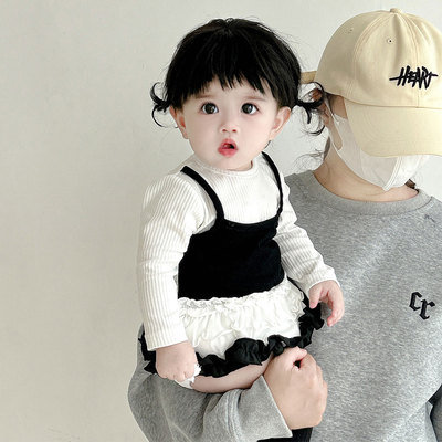 女宝宝早秋假两件吊带包屁衣