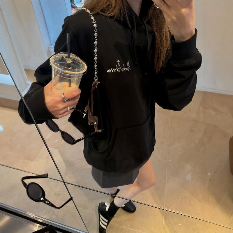 宽松显瘦通勤百搭刺绣印花卫衣
