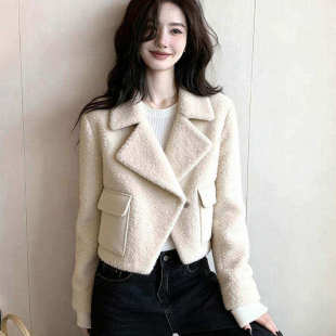 2026初冬新款今年流行爆款小香风巨好看的小个子休闲短款外套女秋