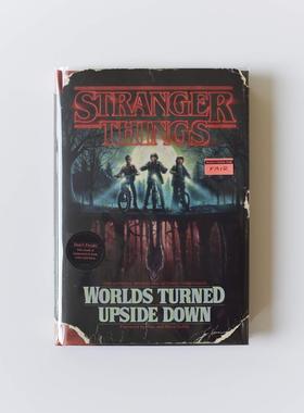 预售【外图英文】怪奇物语 官方幕后指南 设定集 NETFLIX美剧 精装艺术画册 Stranger Things Worlds Turned Upside Down